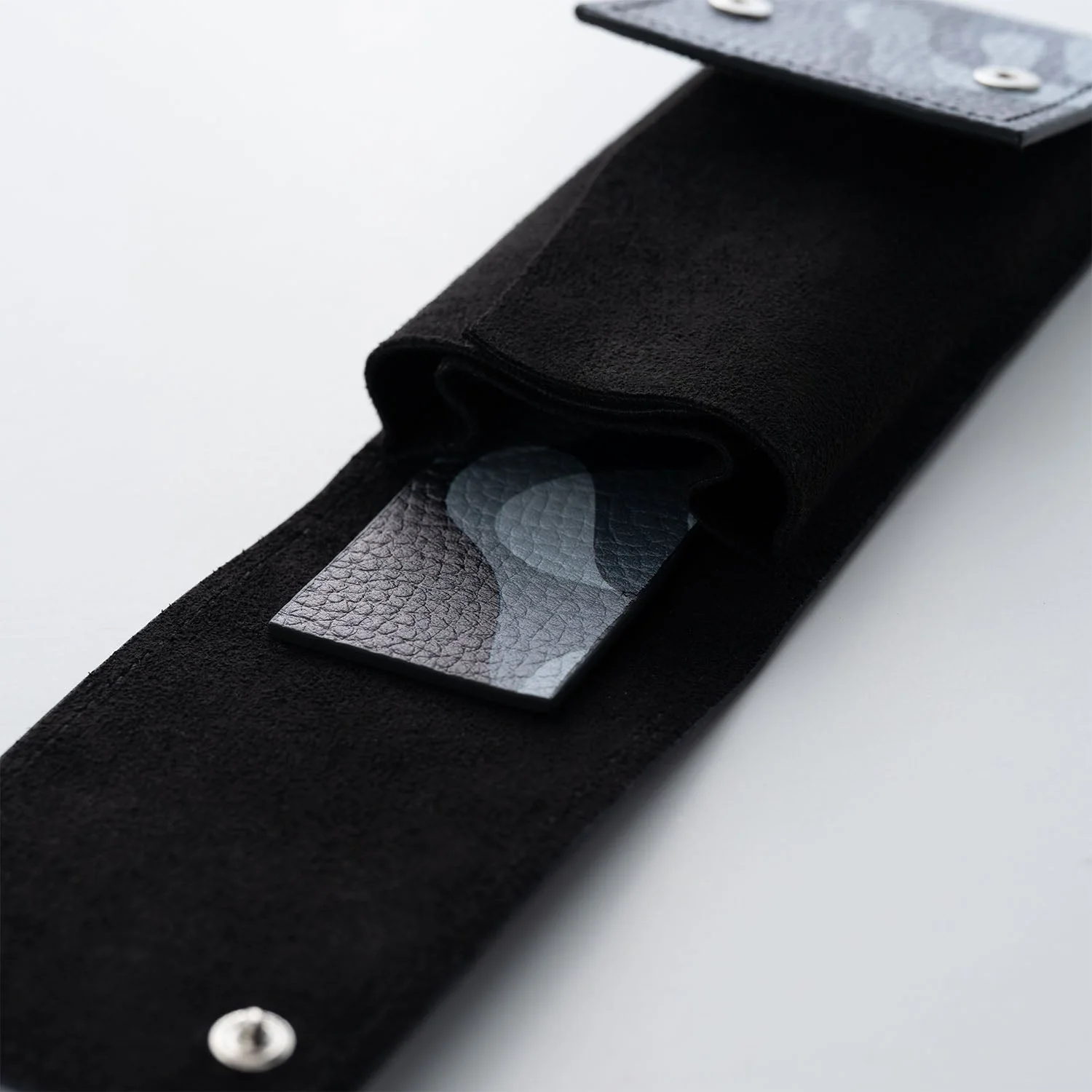 Stealth Camo Chronovault - Image 8